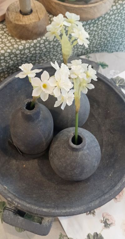 Vázy a obaly na kvety
